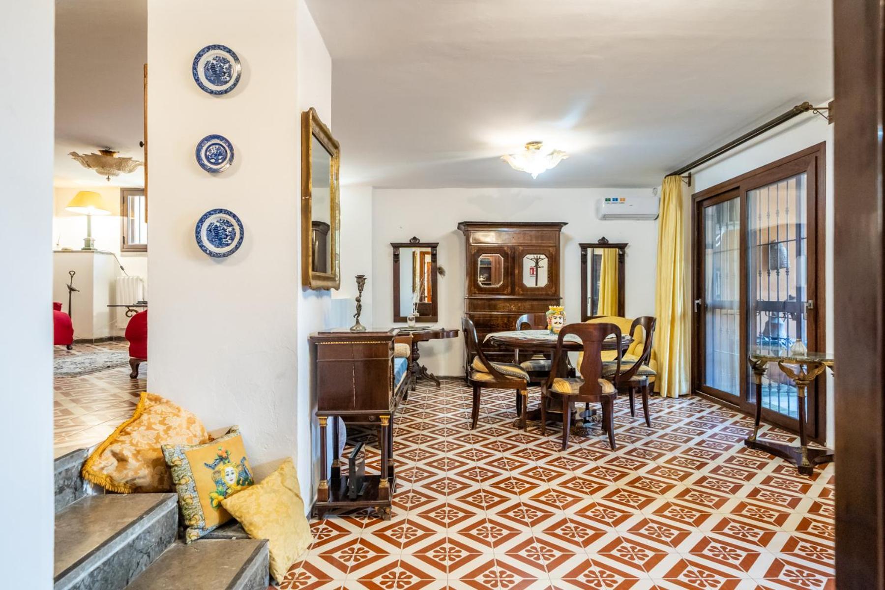 A Pochi Passi Dal Mare Apartment Mondello Exterior photo