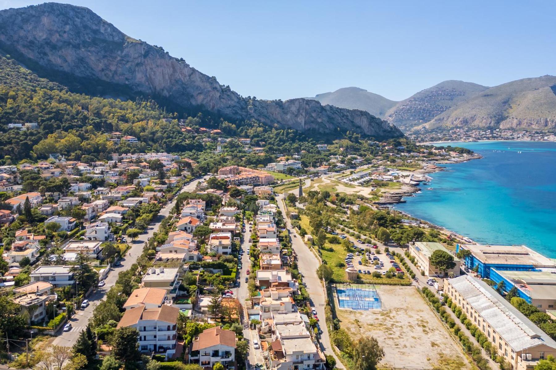 A Pochi Passi Dal Mare Apartment Mondello Exterior photo